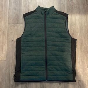 Men’s vineyard vines vest